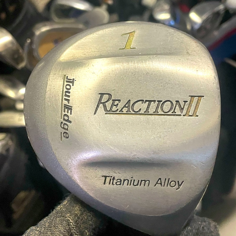 Woman’s golf club reaction 2 in right handed